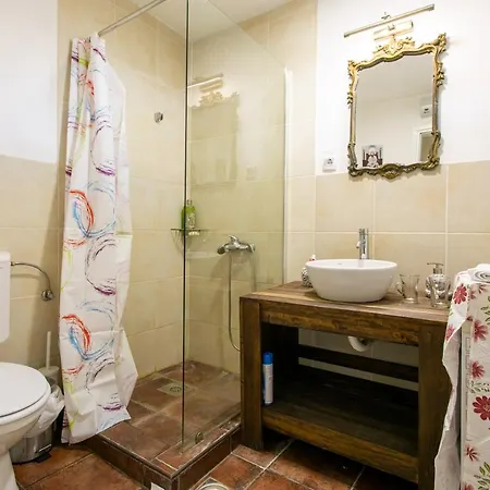 Seosko Domacinstvo Pustolov Stari Banovci